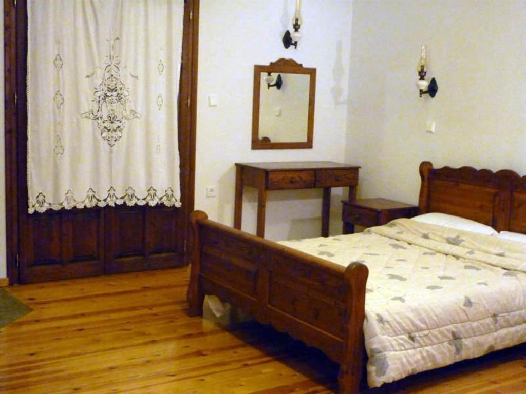 Archontiko Christodoulou Lejlighedshotel Vronterón Værelse billede