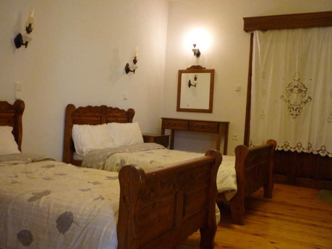 Archontiko Christodoulou Lejlighedshotel Vronterón Værelse billede